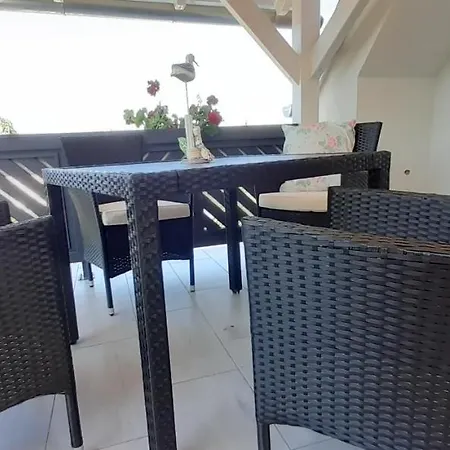 Apartmanhouse4you * Gyenesdiás