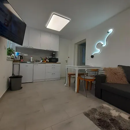 Apartmanhouse4you Apartament Gyenesdiás